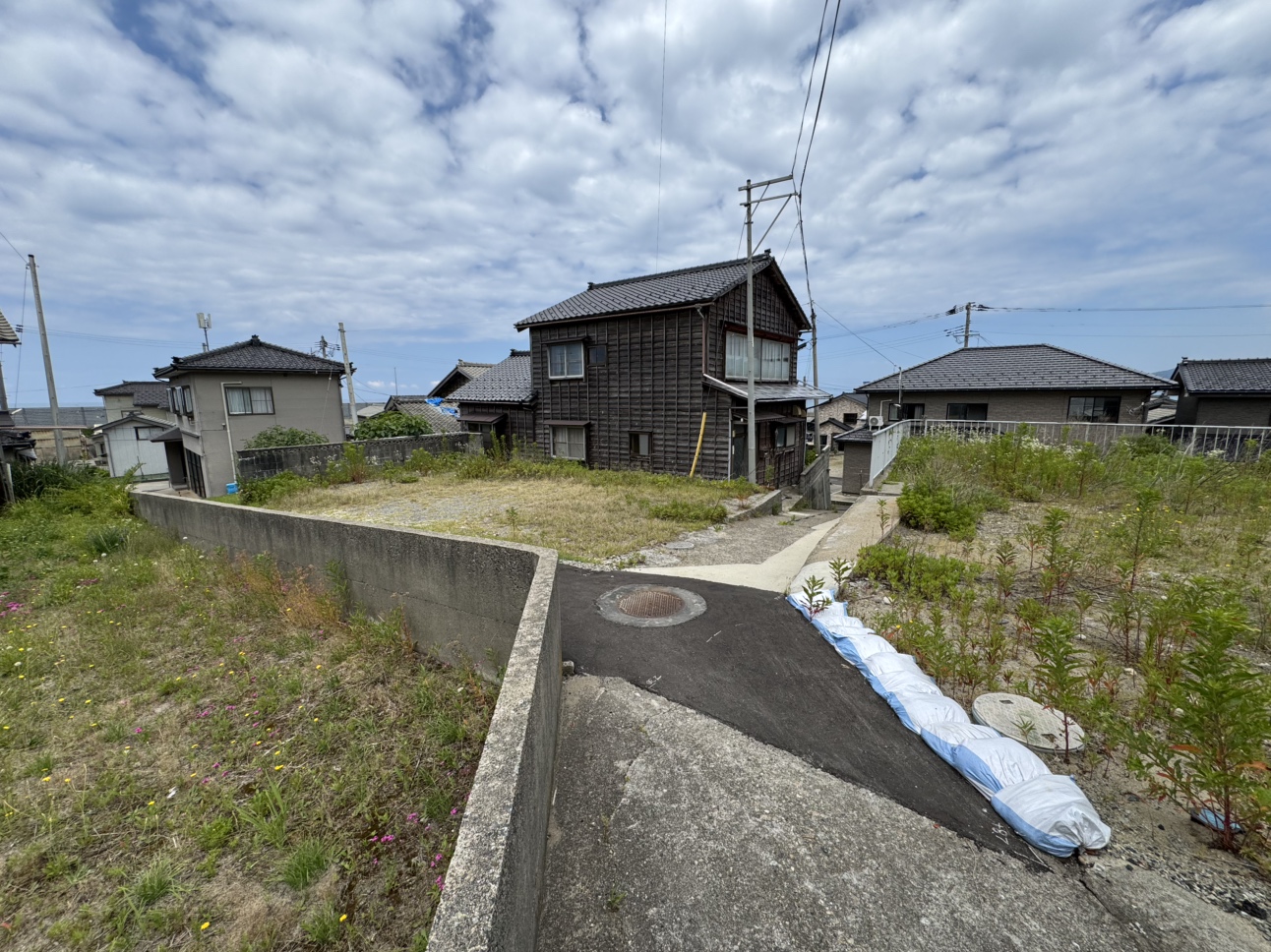 村上市府屋546番136・546番140の画像
